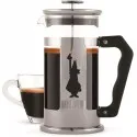 Bialetti Presioza met een uitgeschonken verse espresso